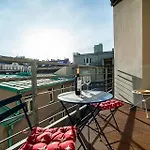 Stunning Designer Apartment With Terrace