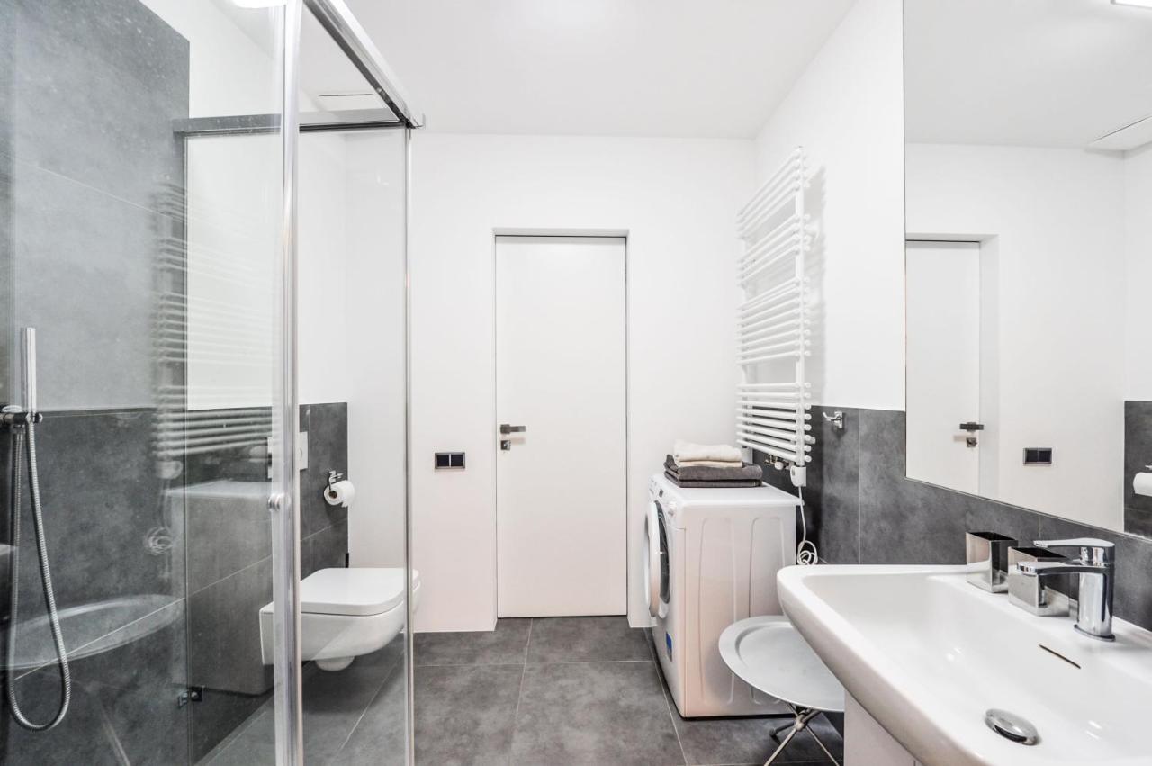 Stunning Designer With Terrace Appartamento Praga