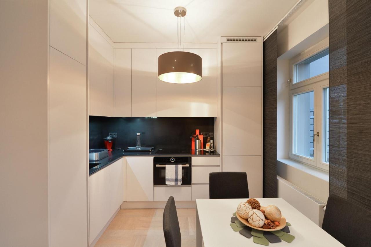 Stunning Designer With Terrace Praga