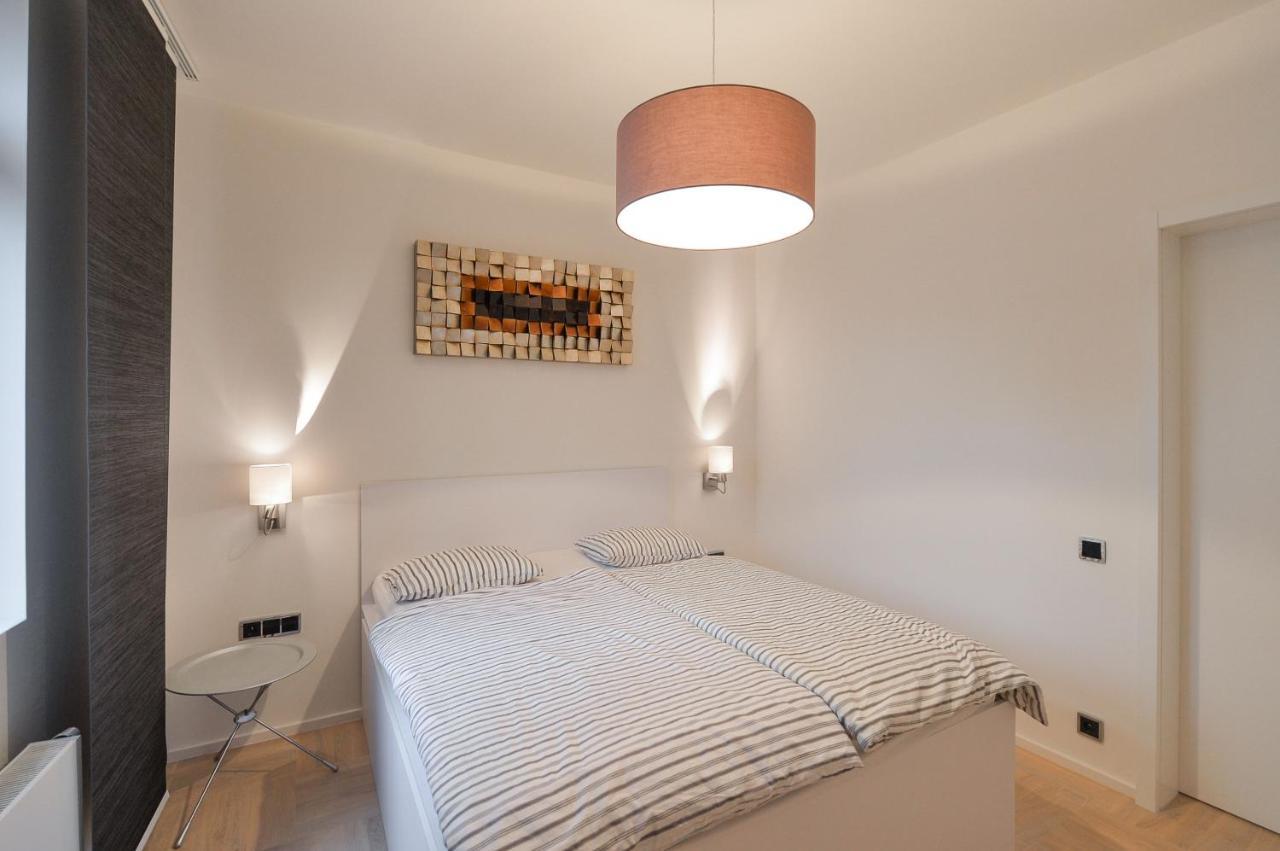 Stunning Designer With Terrace Praga