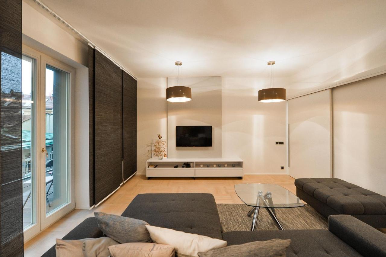 Stunning Designer With Terrace *